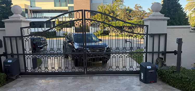 Driveway Gate Maintenance White Oak