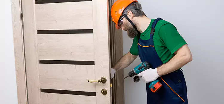 Replace Internal Door Handle with Lock White Oak